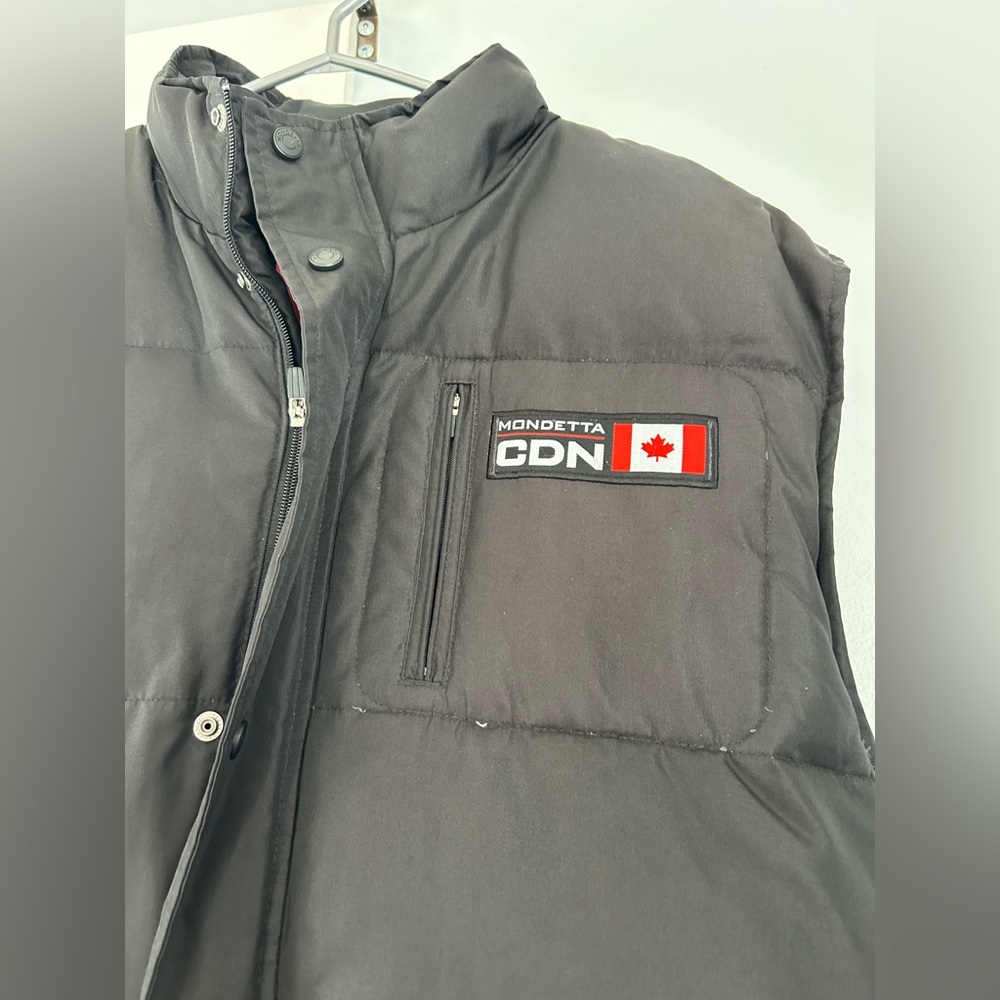 Men's Mondetta Sport Puffer Vest - Picture 3 of 12